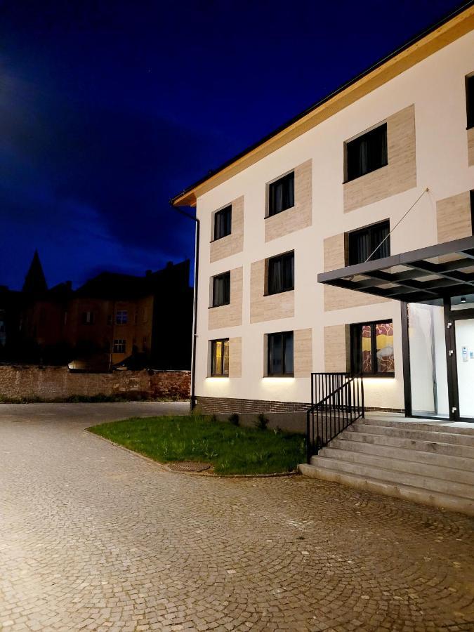 H11 Downtown Apartments Targu Mures Luaran gambar