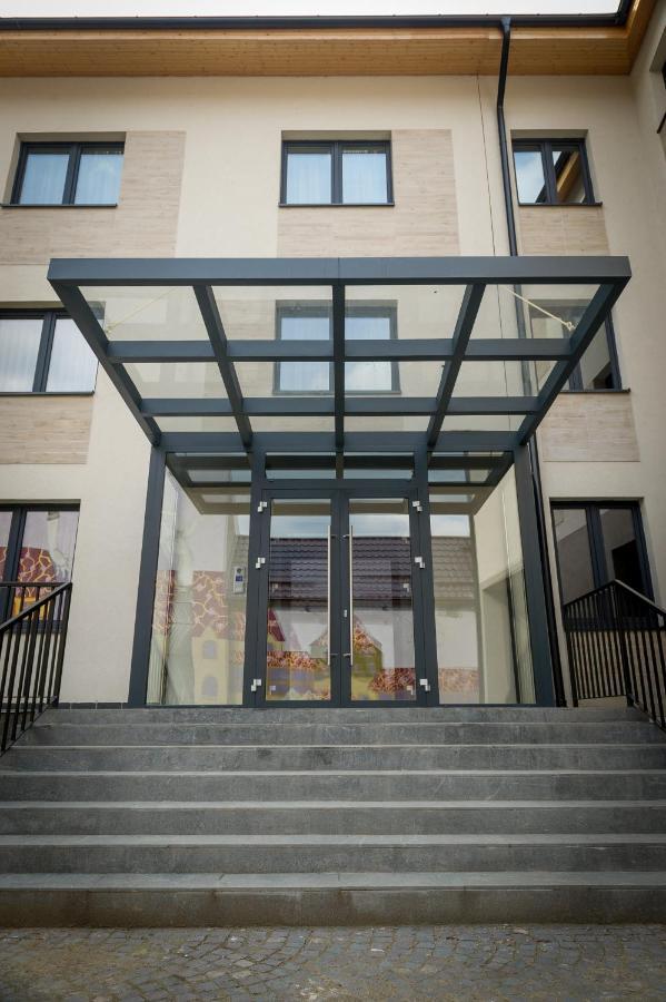 H11 Downtown Apartments Targu Mures Luaran gambar
