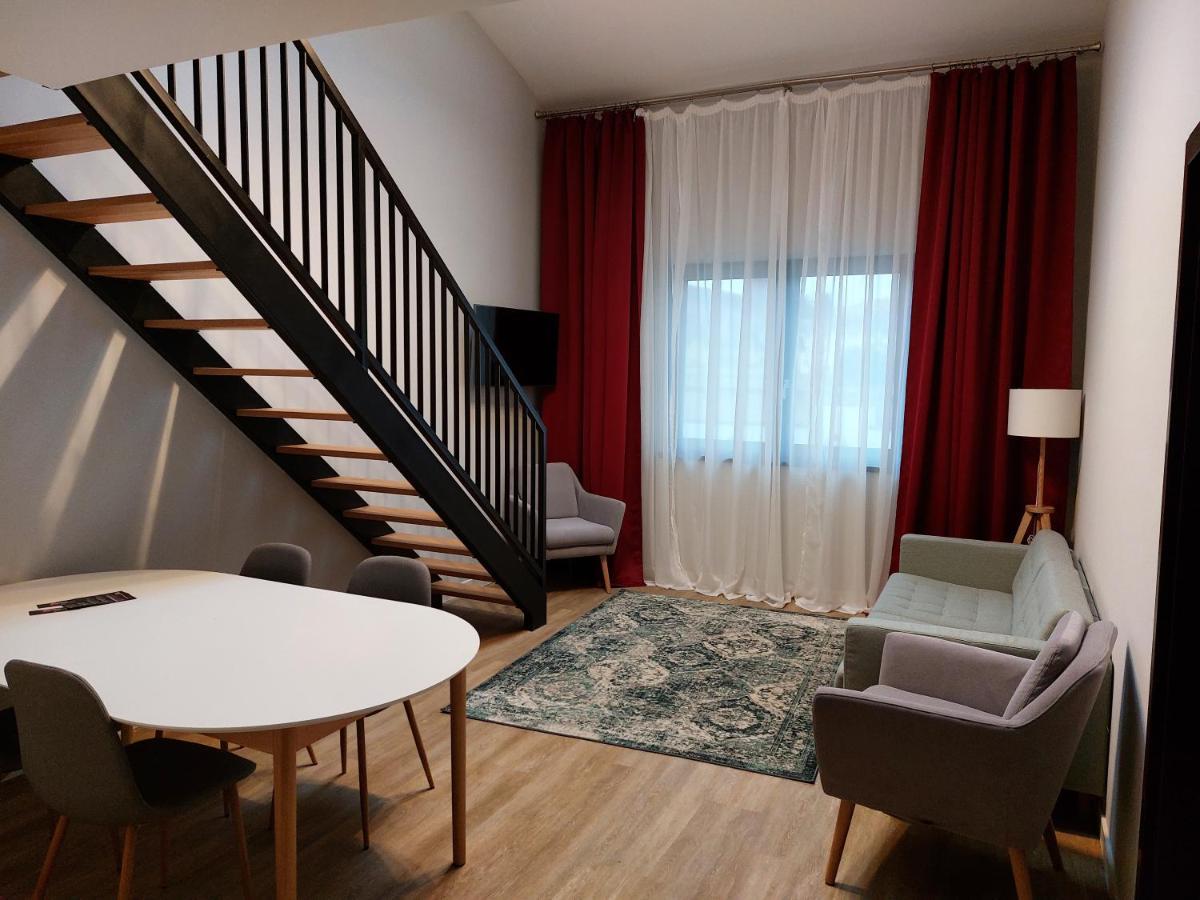 H11 Downtown Apartments Targu Mures Luaran gambar